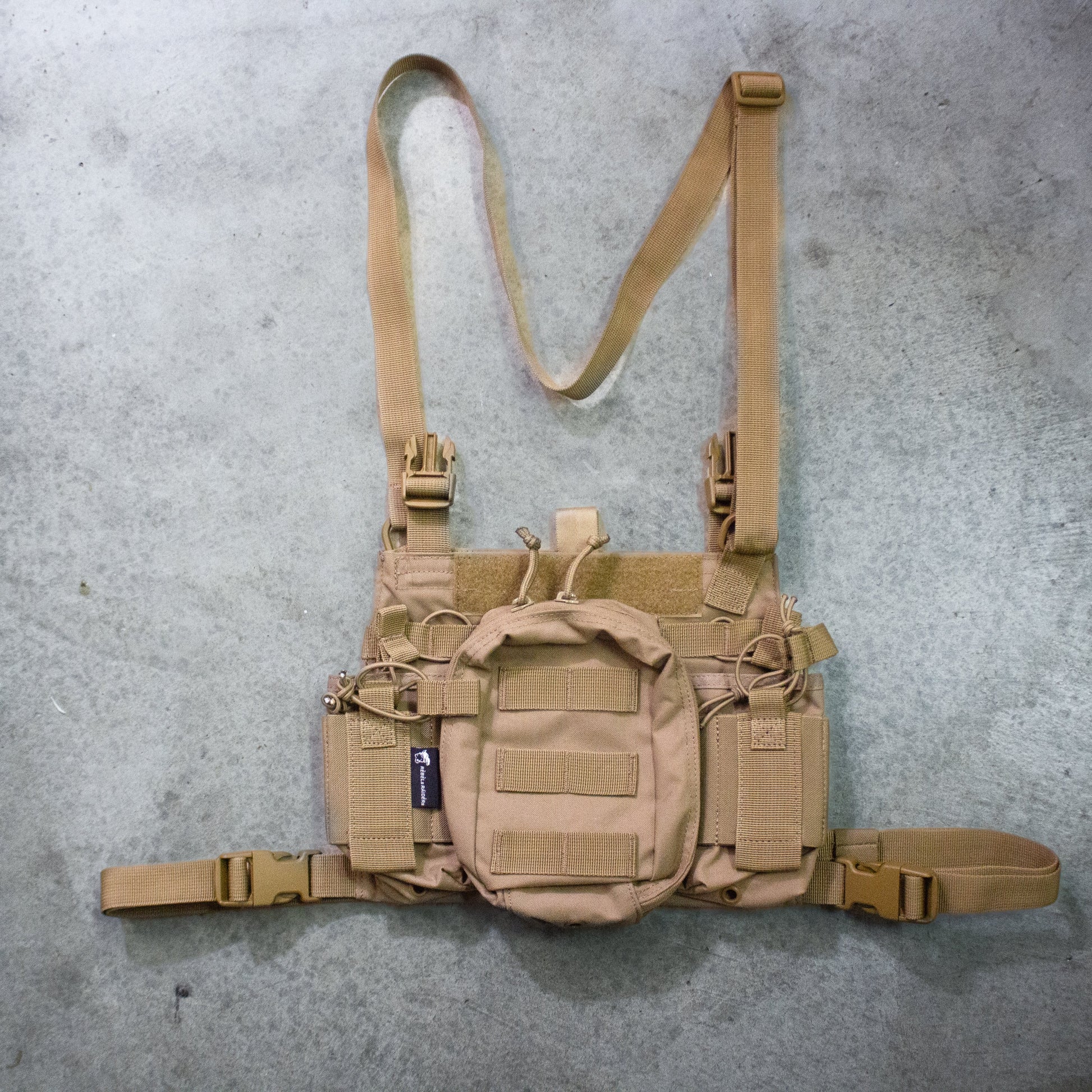 RÈBÈLs RÄIDÈRs Apøthøcary Med. Bag in Coyote for tactical and field medical supplies